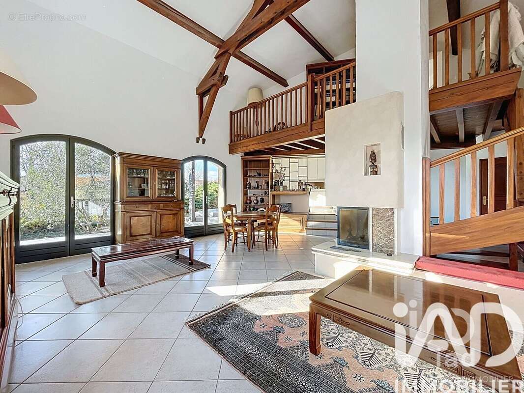 Photo 5 - Maison à MILLERY