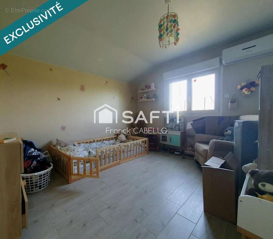 Photo 5 - Maison à SAINT-REMY-EN-ROLLAT