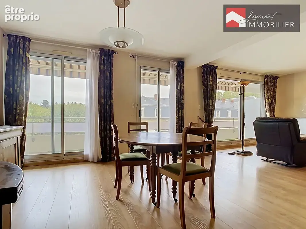 CHALON-SUR-SAÔNE À VENDRE - Spacieux appartement 4 pièces - 123 m² - photo 3