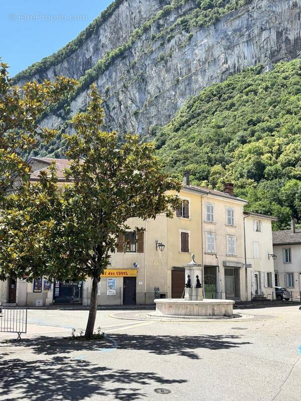 Appartement à SASSENAGE