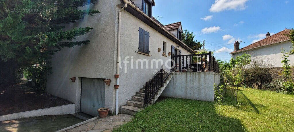 Maison 5 chambres - Sous sol total - photo 8