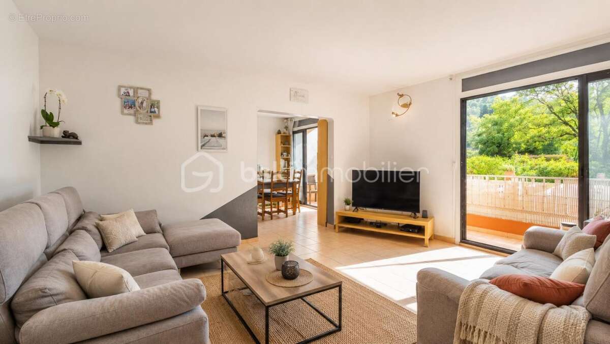 Appartement à LA VALETTE-DU-VAR