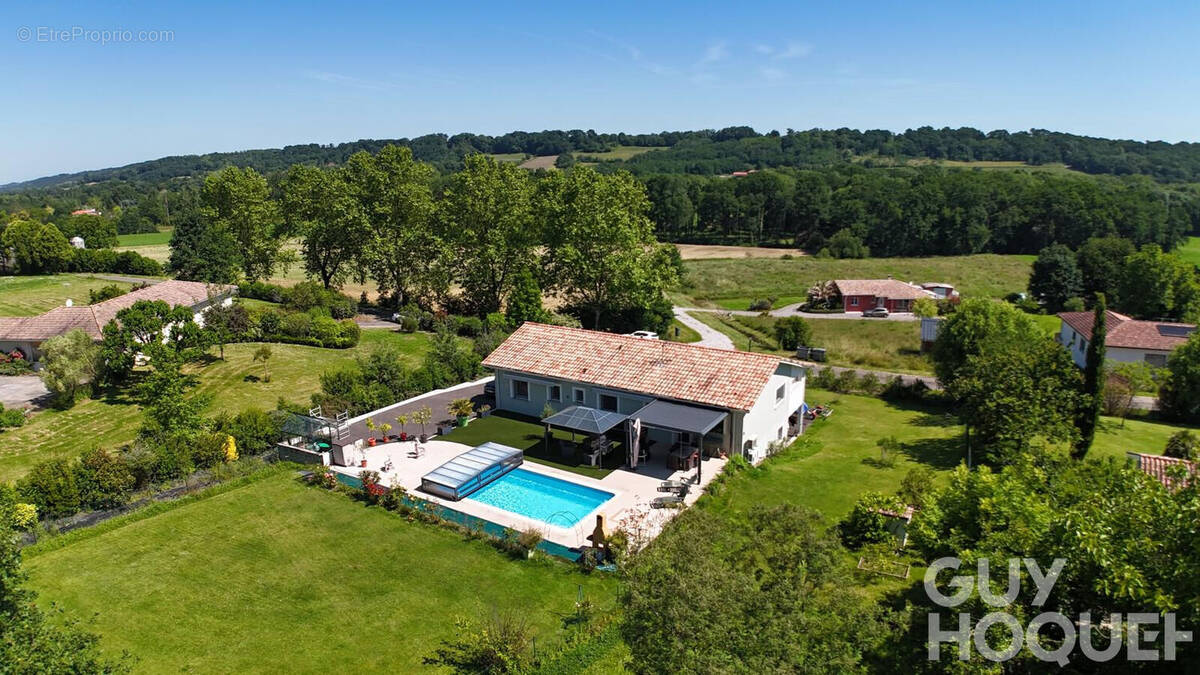 Maison à HAGETMAU