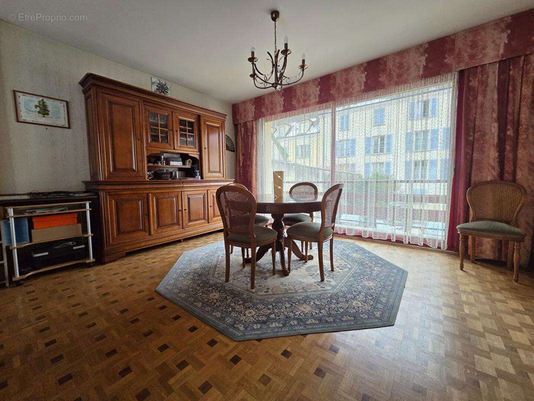 Maison à RAMBOUILLET