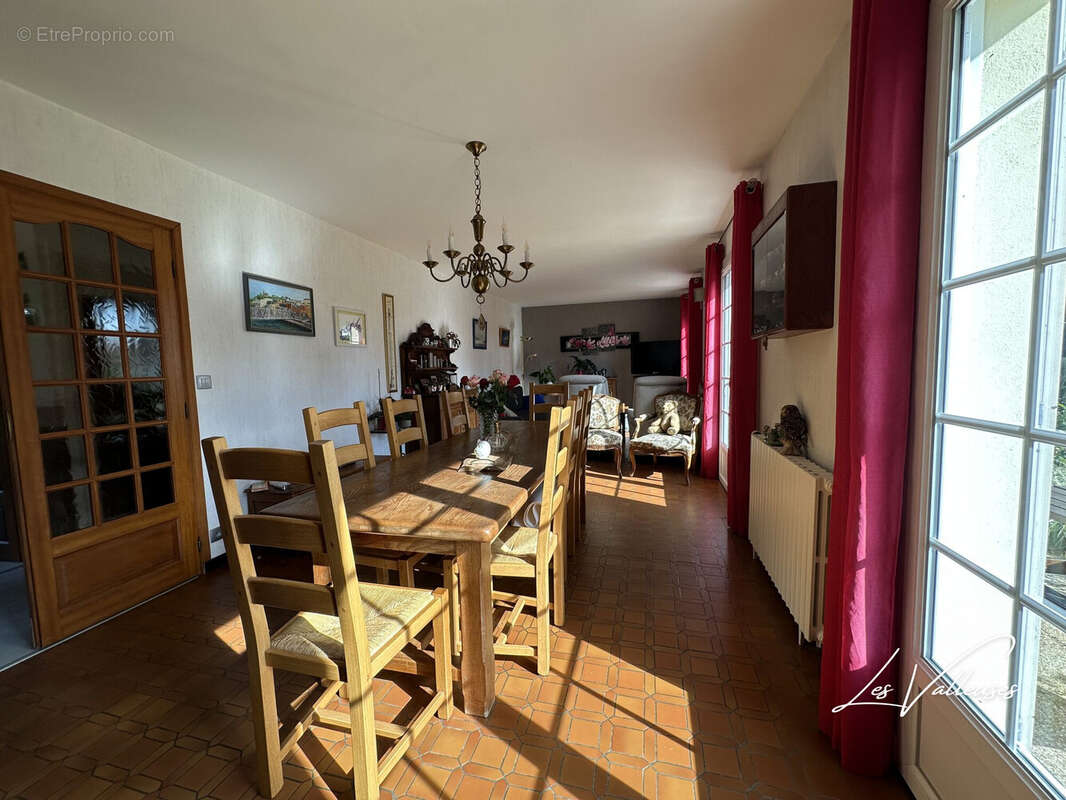 Maison à LONGUEVILLE-SUR-SCIE