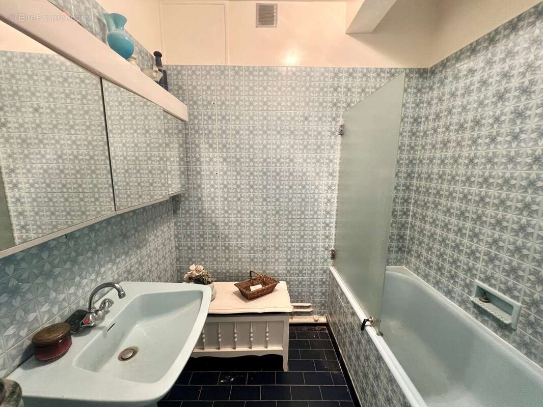 Appartement 75 m² à Paris-15e  - photo 9