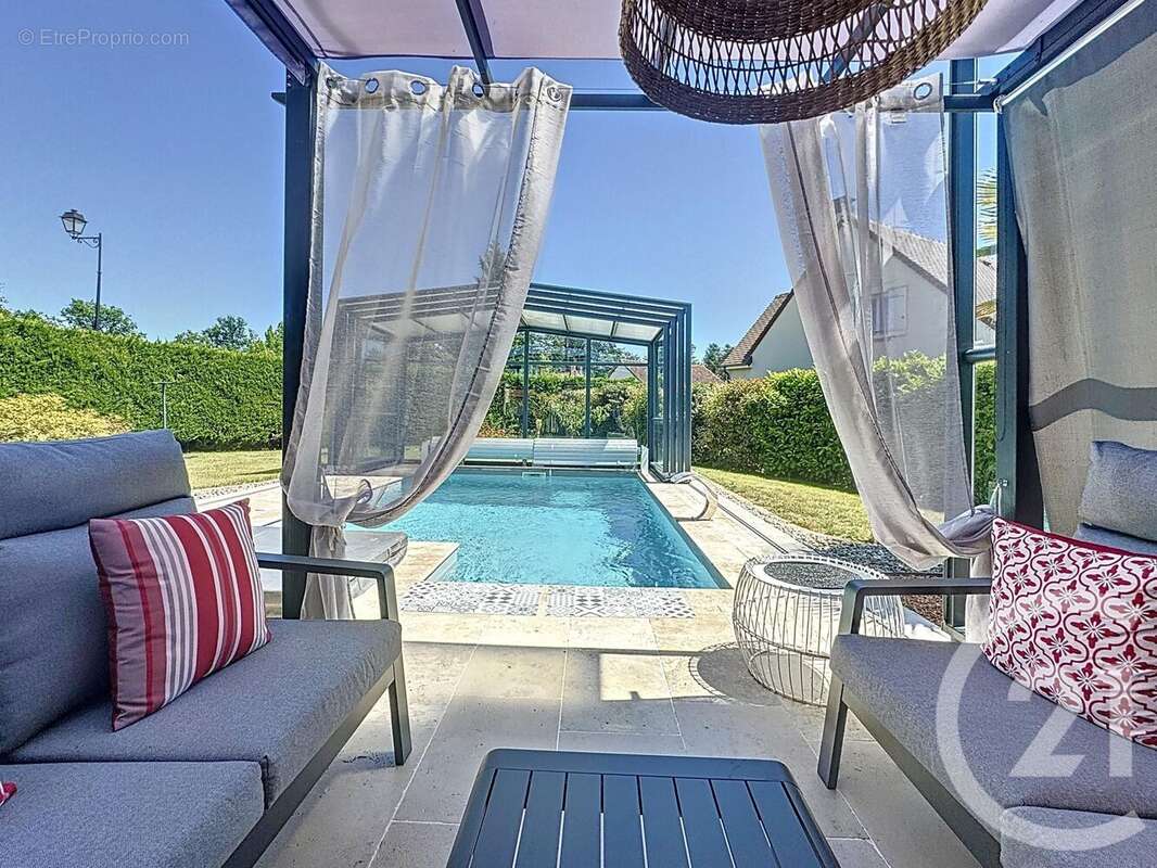 Maison à MENESTREAU-EN-VILLETTE