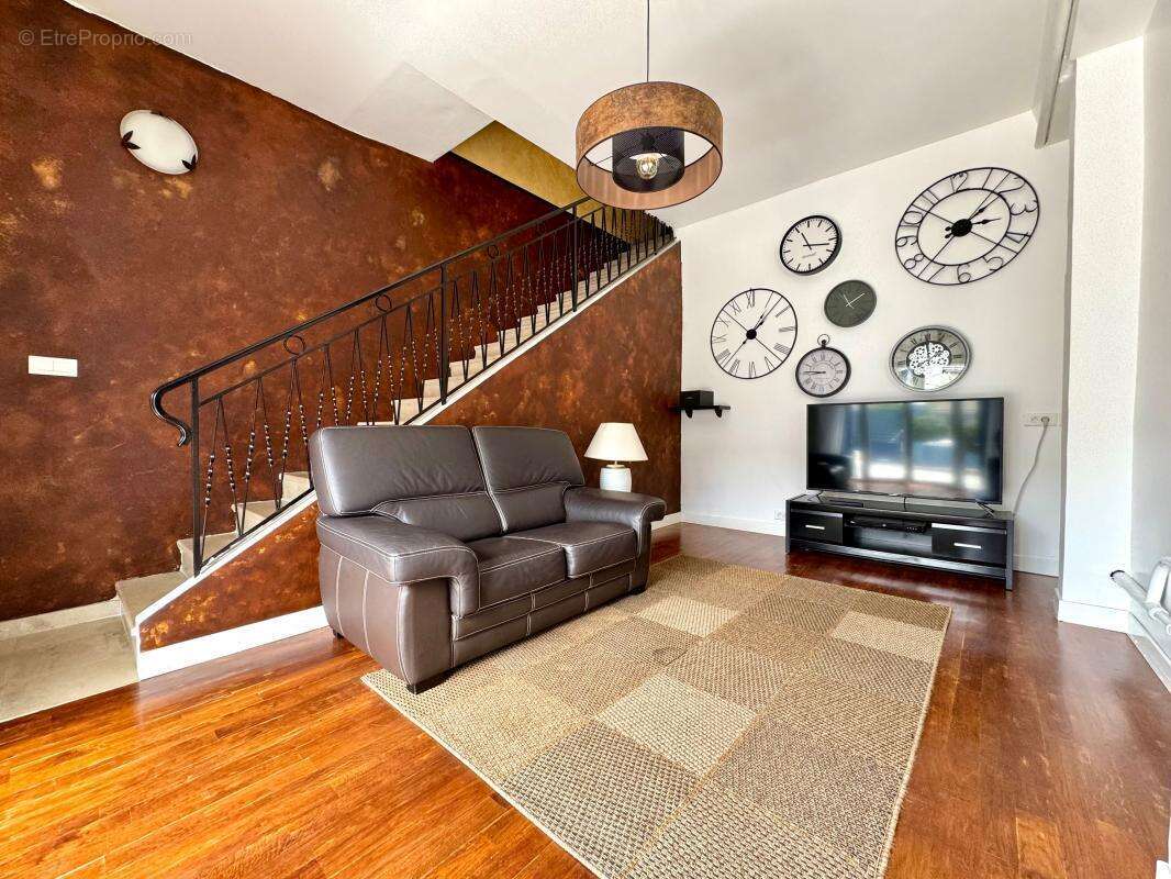 Maison à MAROLLES-EN-HUREPOIX