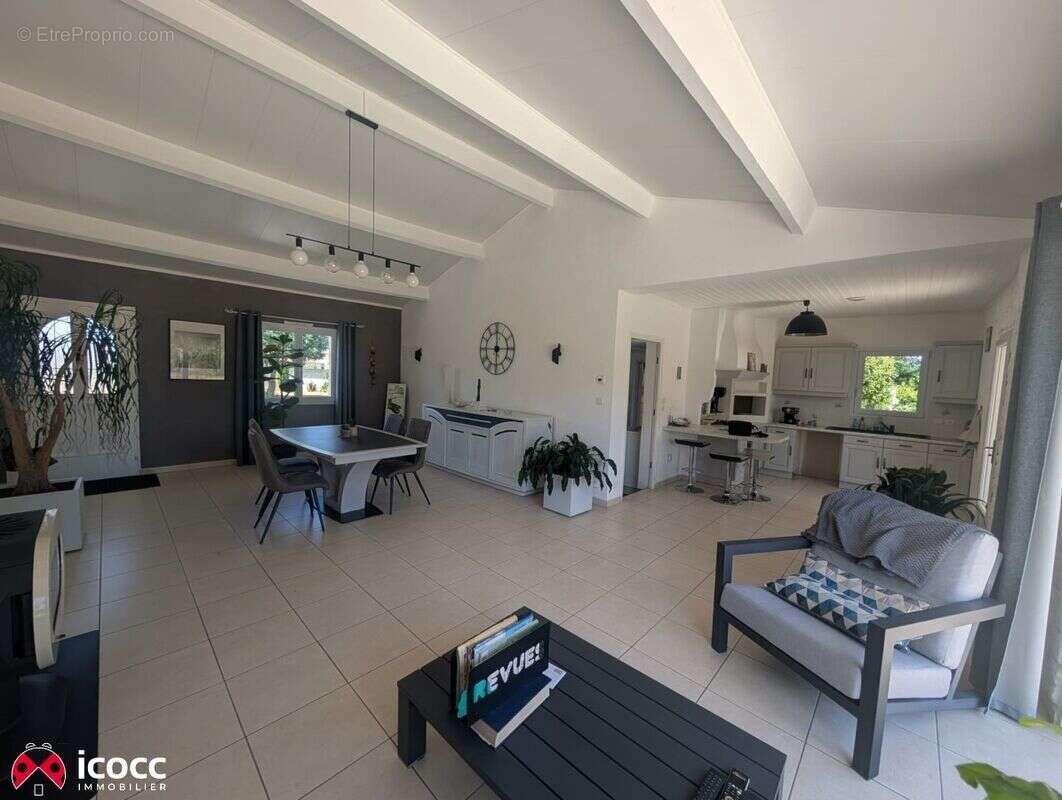 Maison 119 m² à Chateau-Guibert  - photo 8