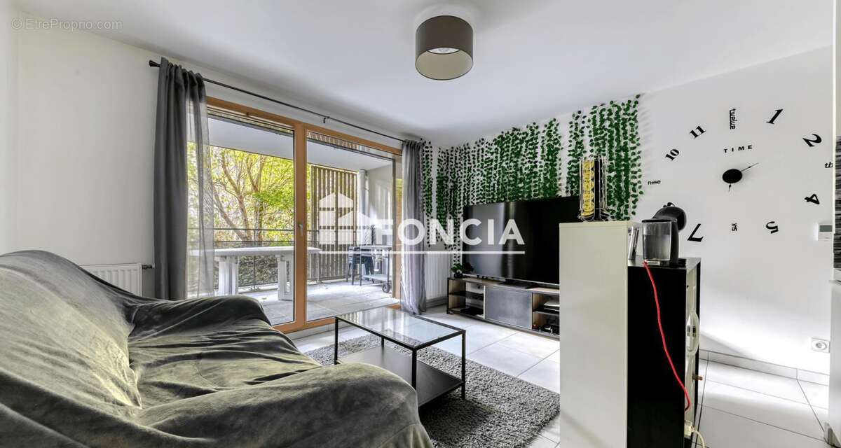 Appartement à LYON-8E