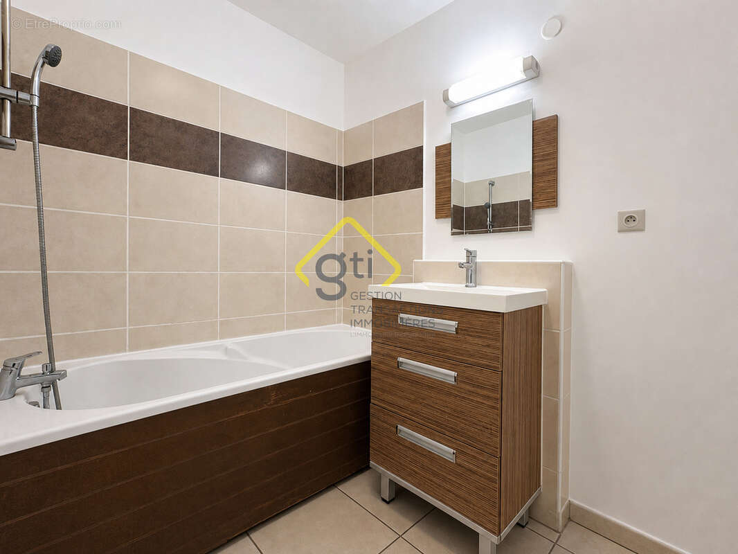 Appartement à SAINT-DENIS