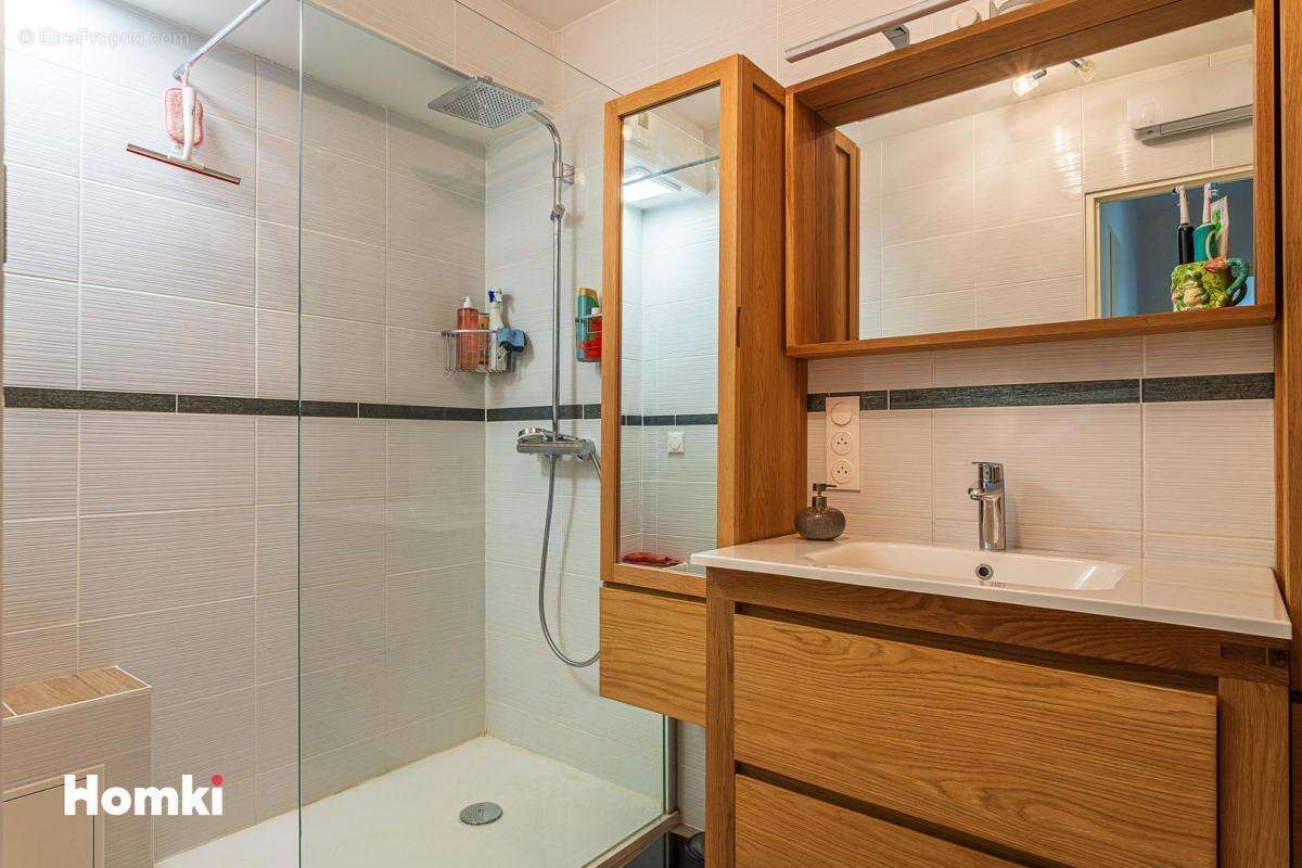 Appartement à LA VALETTE-DU-VAR