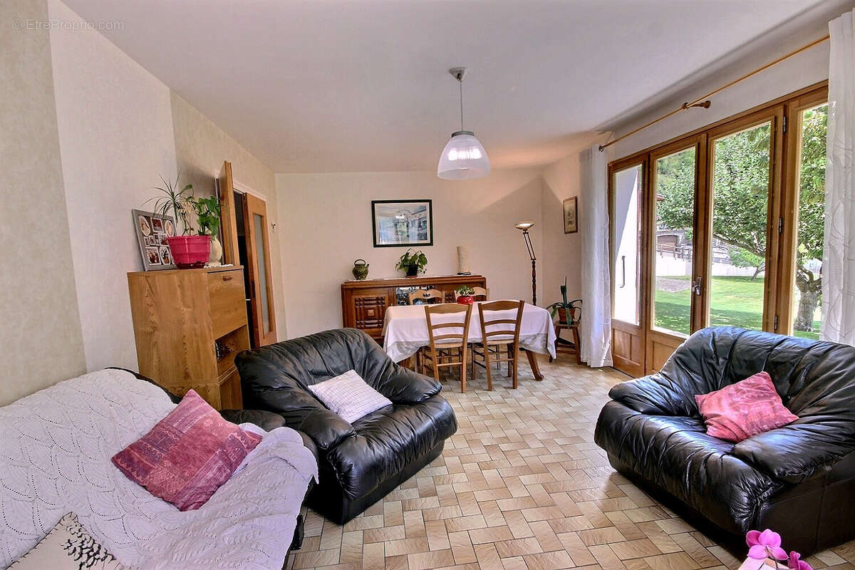 Maison  familiale sur Séez 7 pièce(s) - photo 5