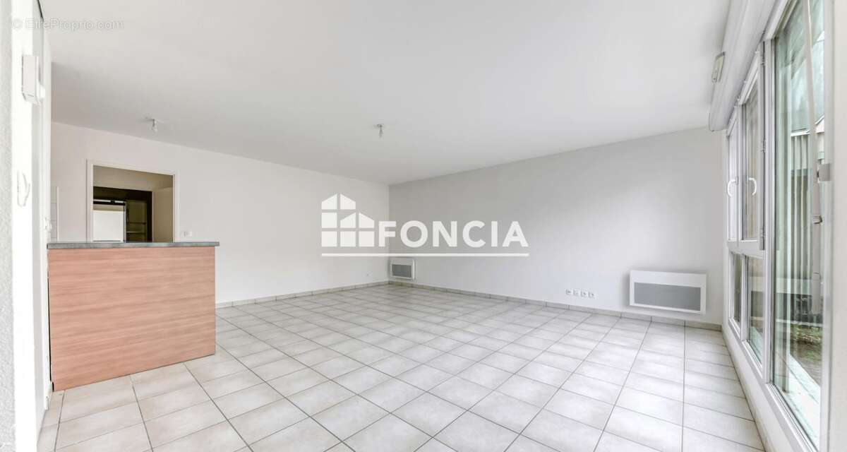 Appartement à LYON-8E