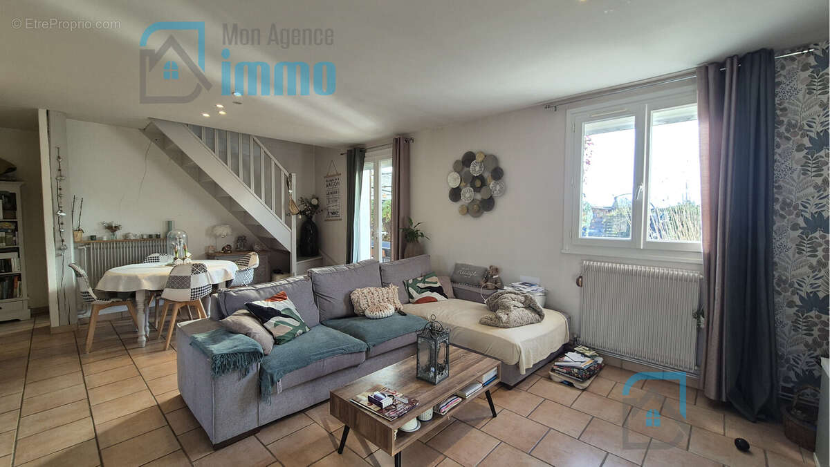 Maison à MEHUN-SUR-YEVRE