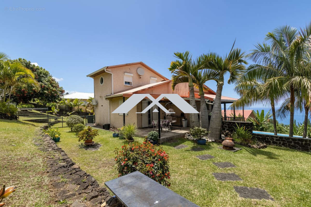 Maison à SAINT-JOSEPH