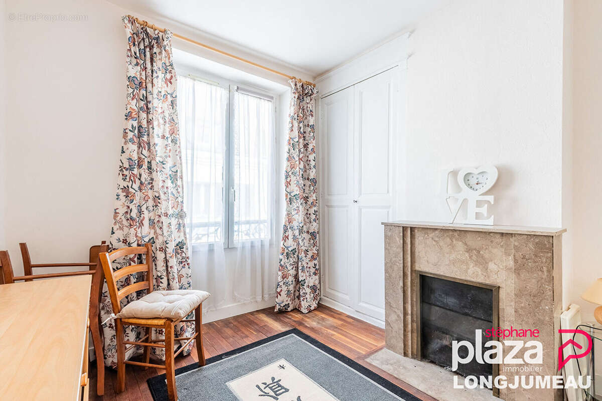 Appartement à LONGJUMEAU