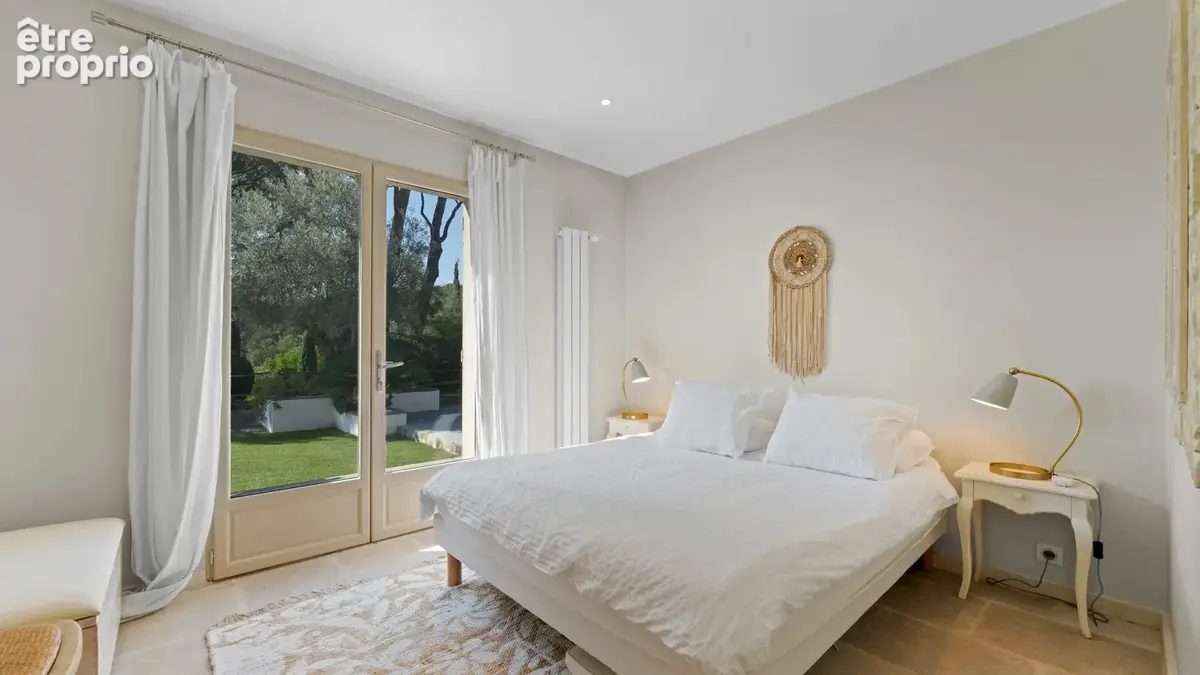 Bastide rénovée d’exception avec vue panoramique – Grimaud - photo 14