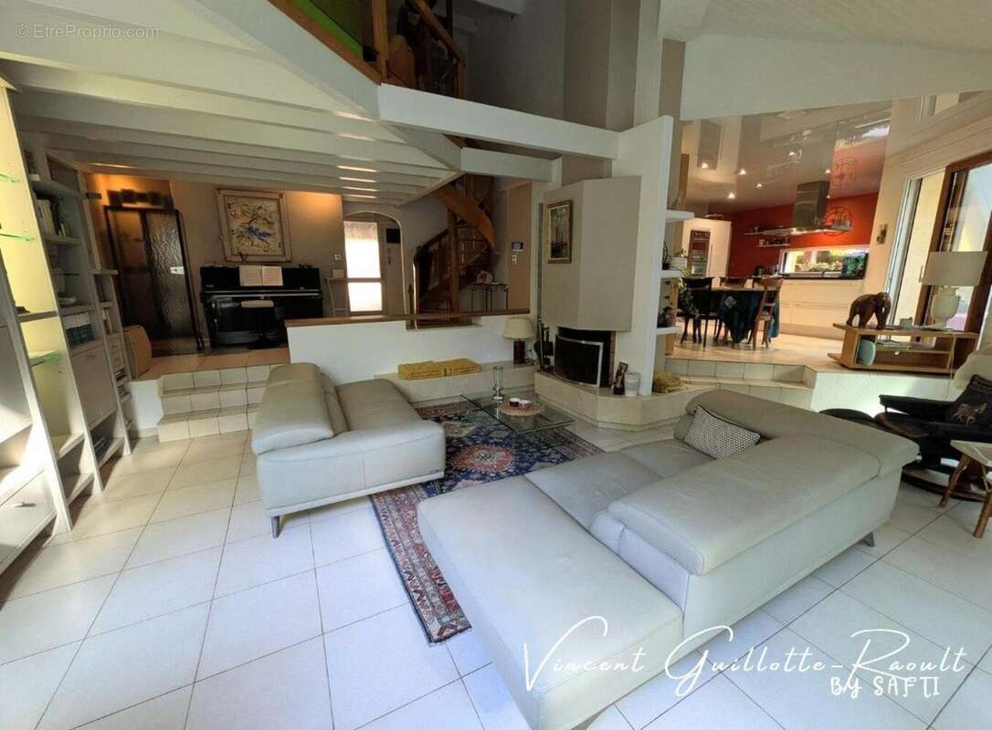 Photo 2 - Maison à SAINTE-PAZANNE