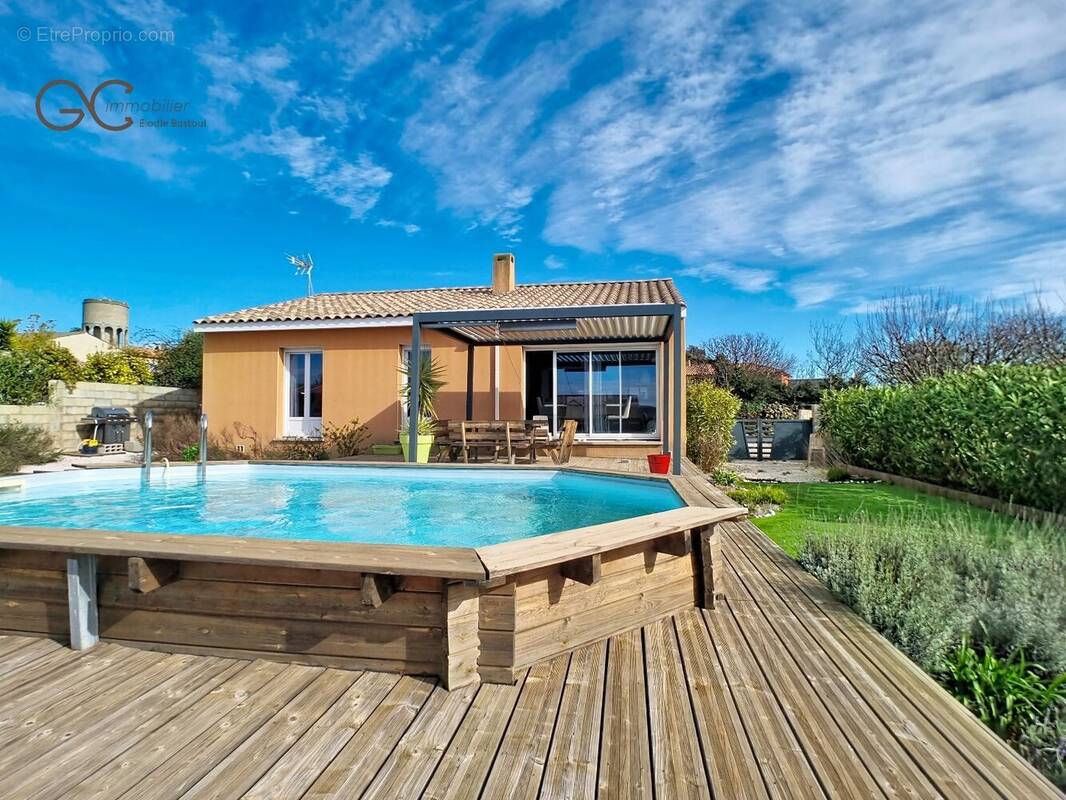 Maison à CRUZY
