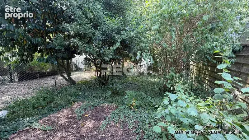 OLIVET (45)   Maison de 88 m2 à rénover - 3 chbr - Véranda, jardin et sous-sol complet   Une belle opportunité - photo 3