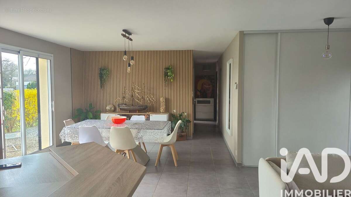 Maison 110 m² à Montboucher  - photo 5