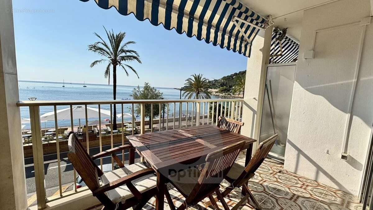 Appartement à ROQUEBRUNE-CAP-MARTIN
