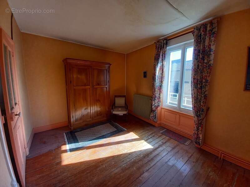 Maison à CHAUFFAILLES