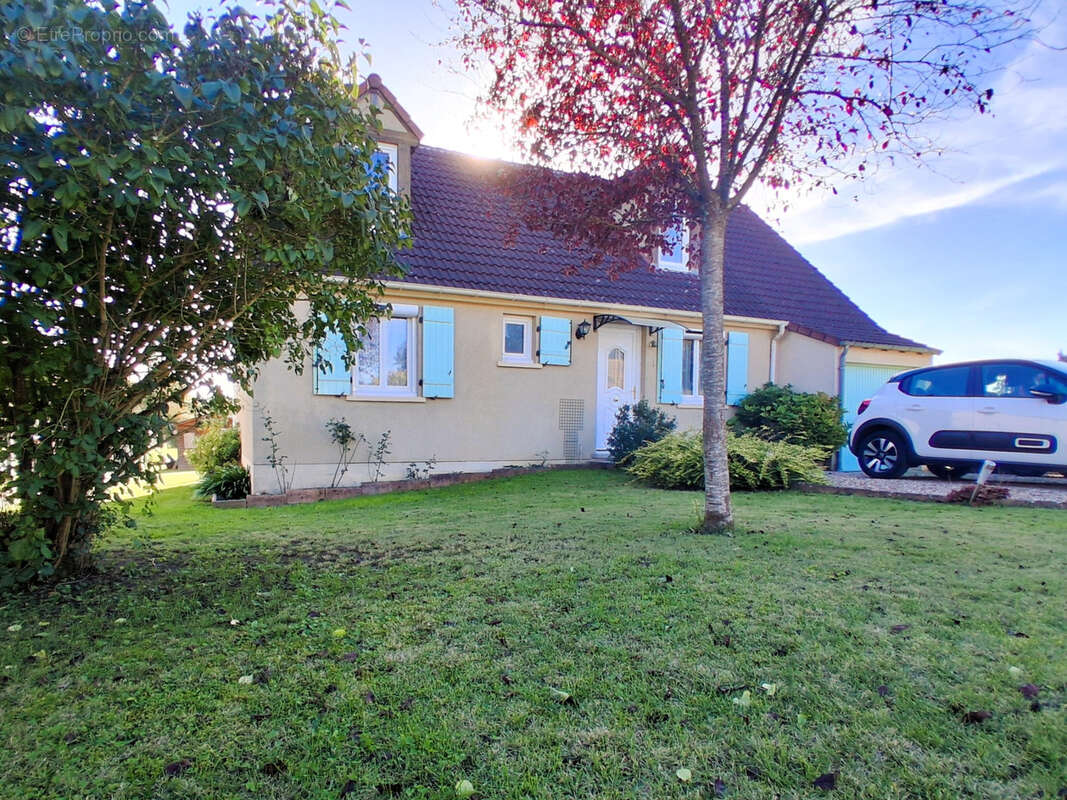 Maison à SAINT-GONDON