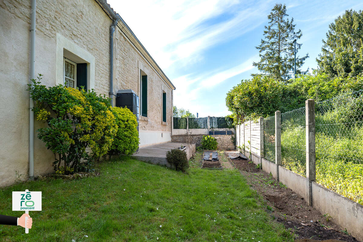 Maison à LA BRETONNIERE-LA-CLAYE