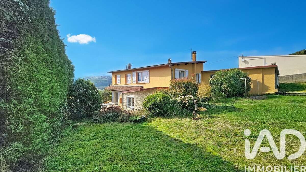 Photo 6 - Maison à SAINT-CLAIR-DU-RHONE