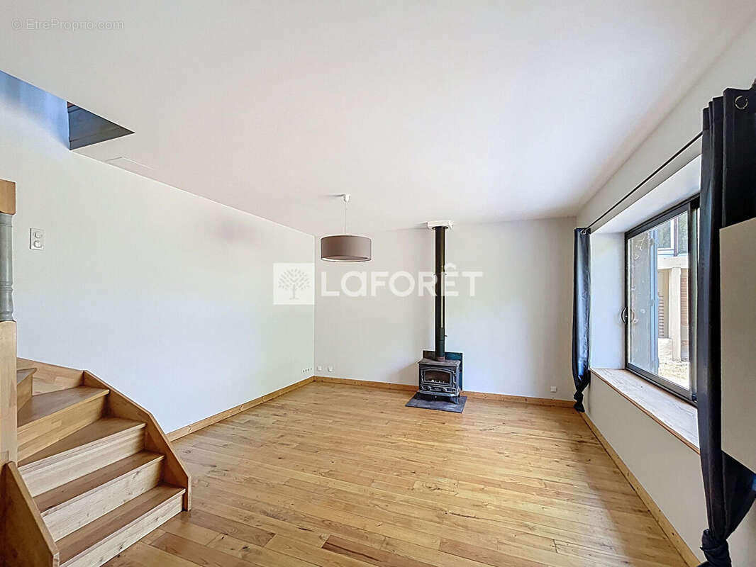 Maison à CASTELSARRASIN