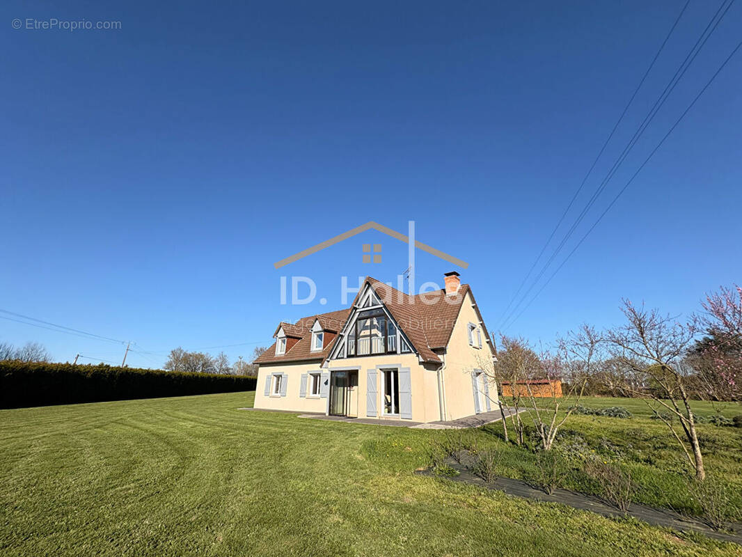 Maison à CRAON