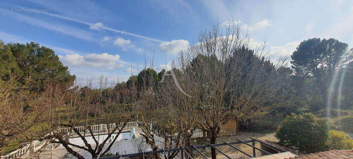 Maison à PIERREVERT