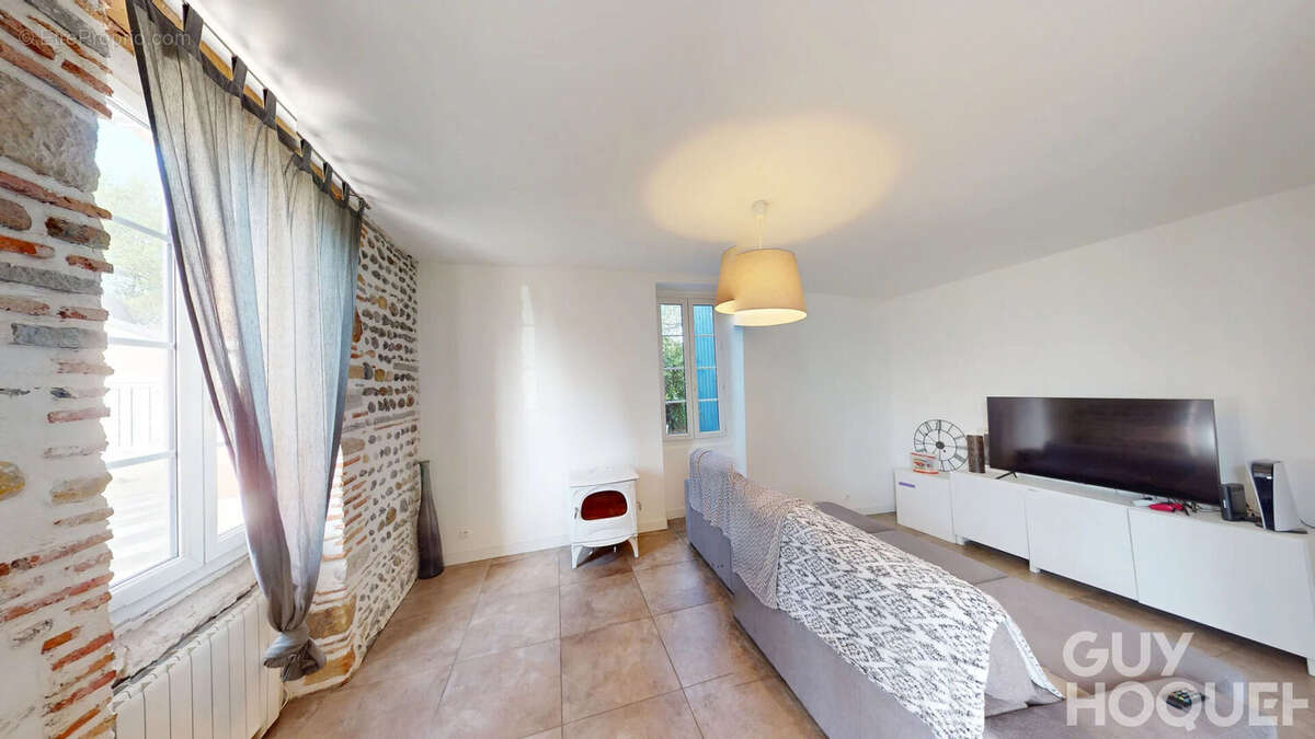 Maison à OS-MARSILLON