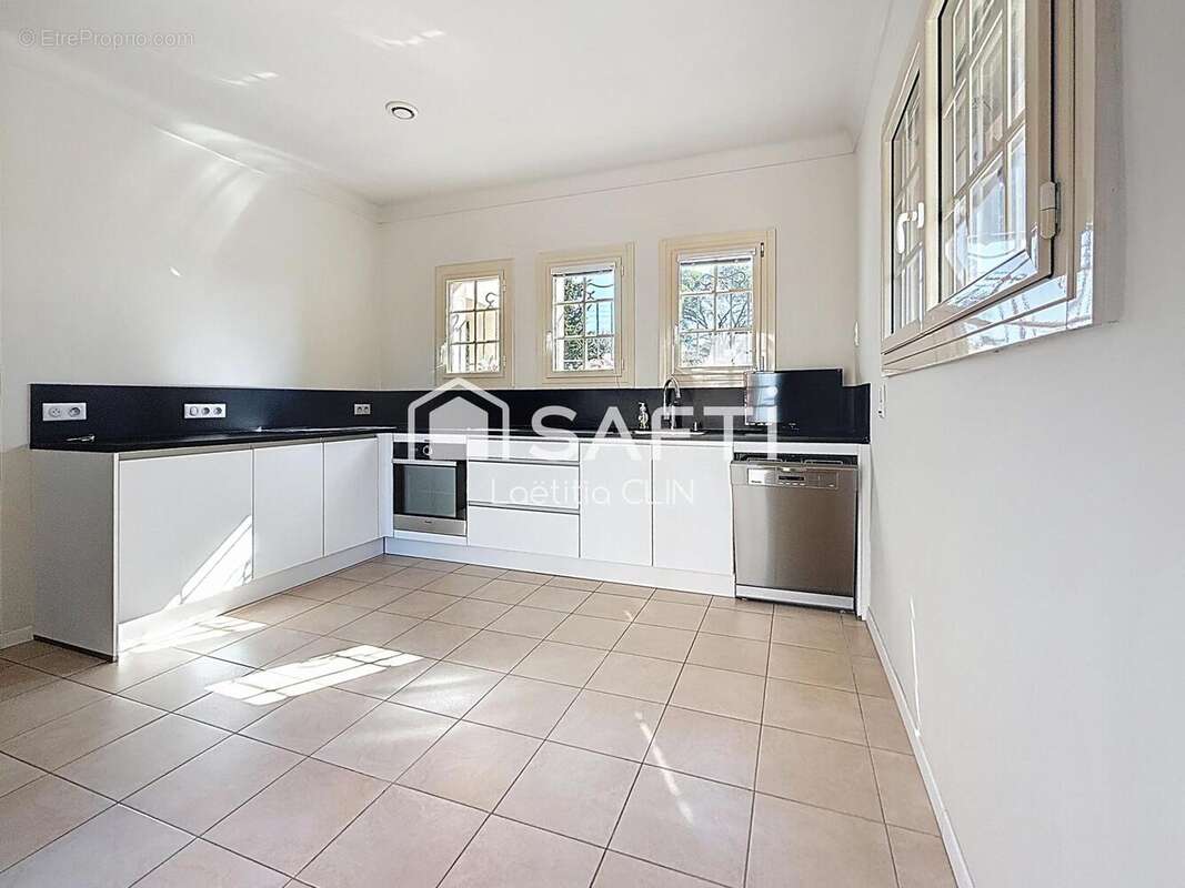 Photo 4 - Appartement à SAINT-RAPHAEL