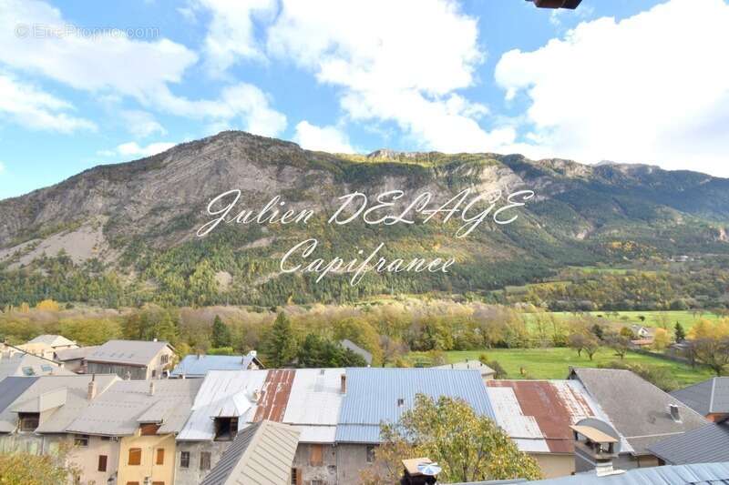 Appartement à SAINT-CLEMENT-SUR-DURANCE