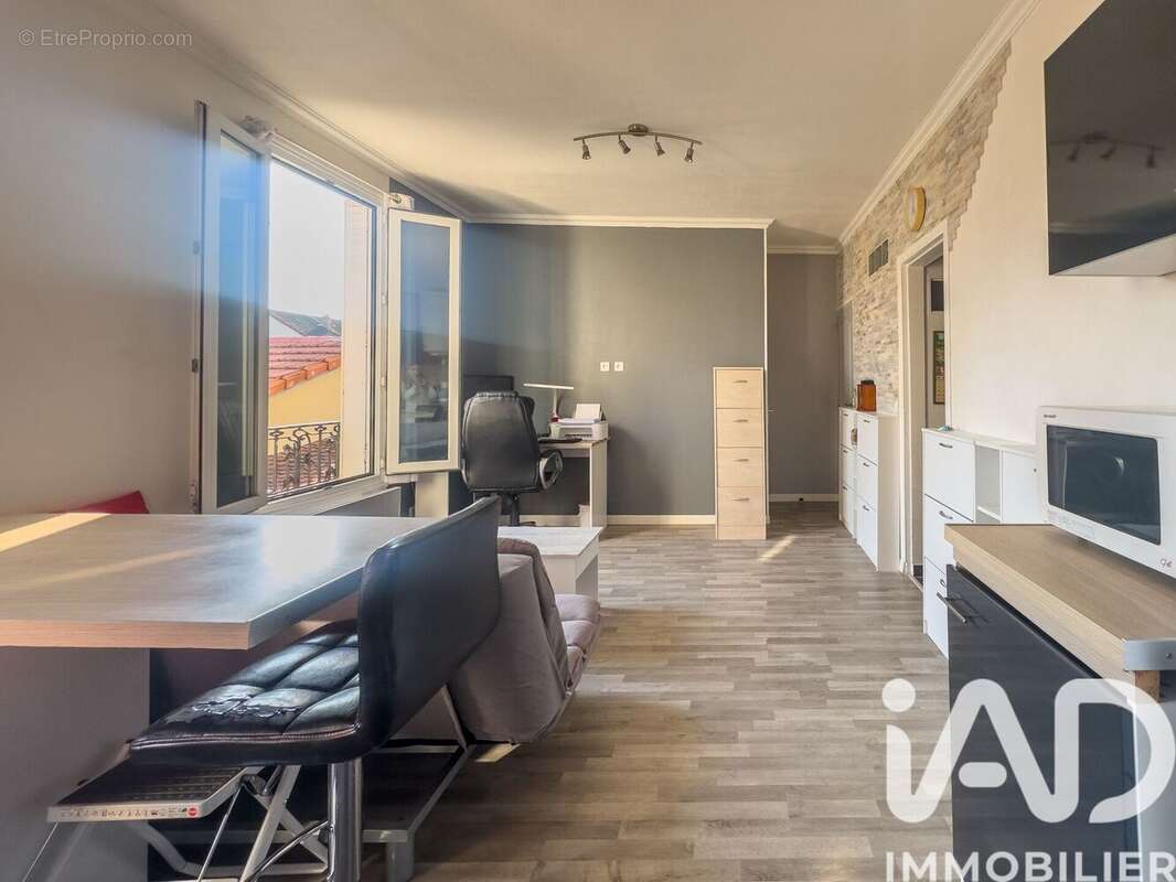 Photo 3 - Appartement à VILLENEUVE-SAINT-GEORGES