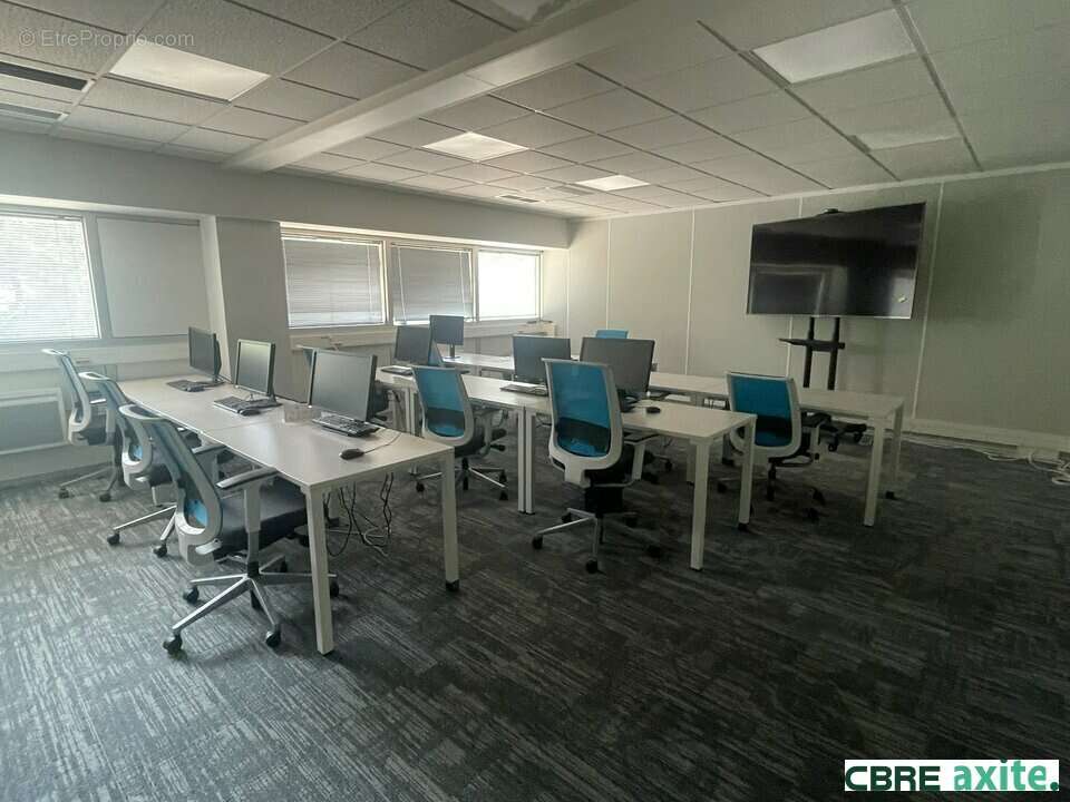 Commerce 406 m² à Meylan  - photo 3