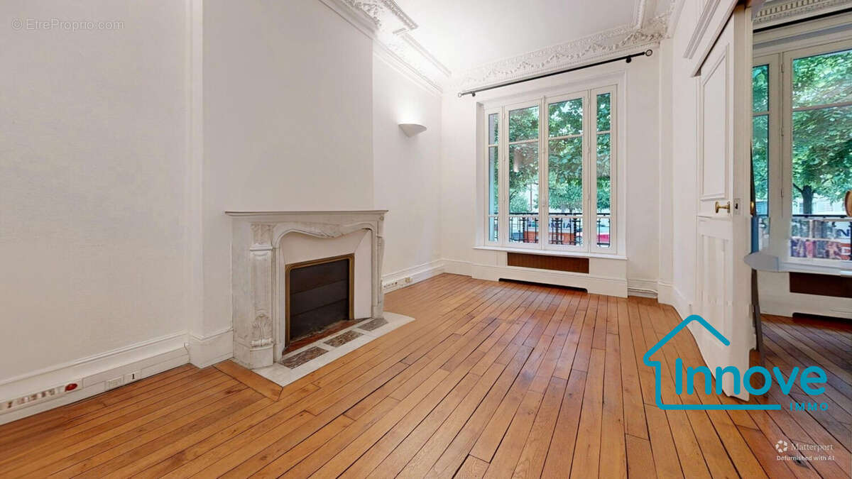 Appartement à VERSAILLES