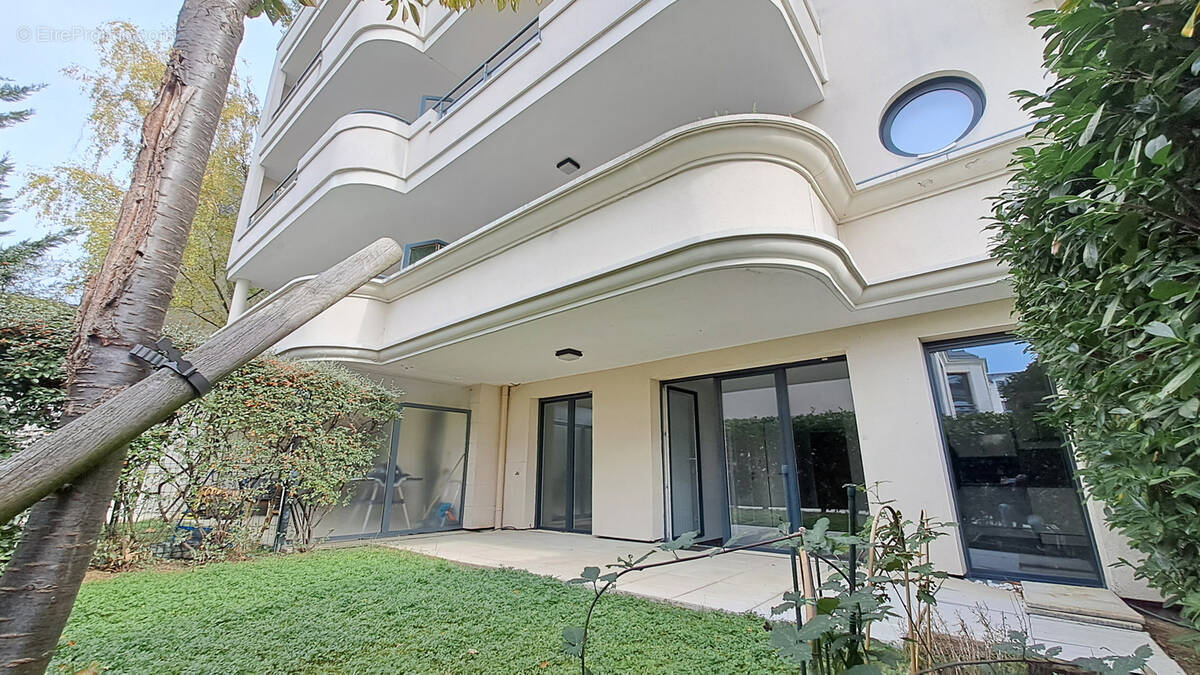 Appartement à LE PERREUX-SUR-MARNE