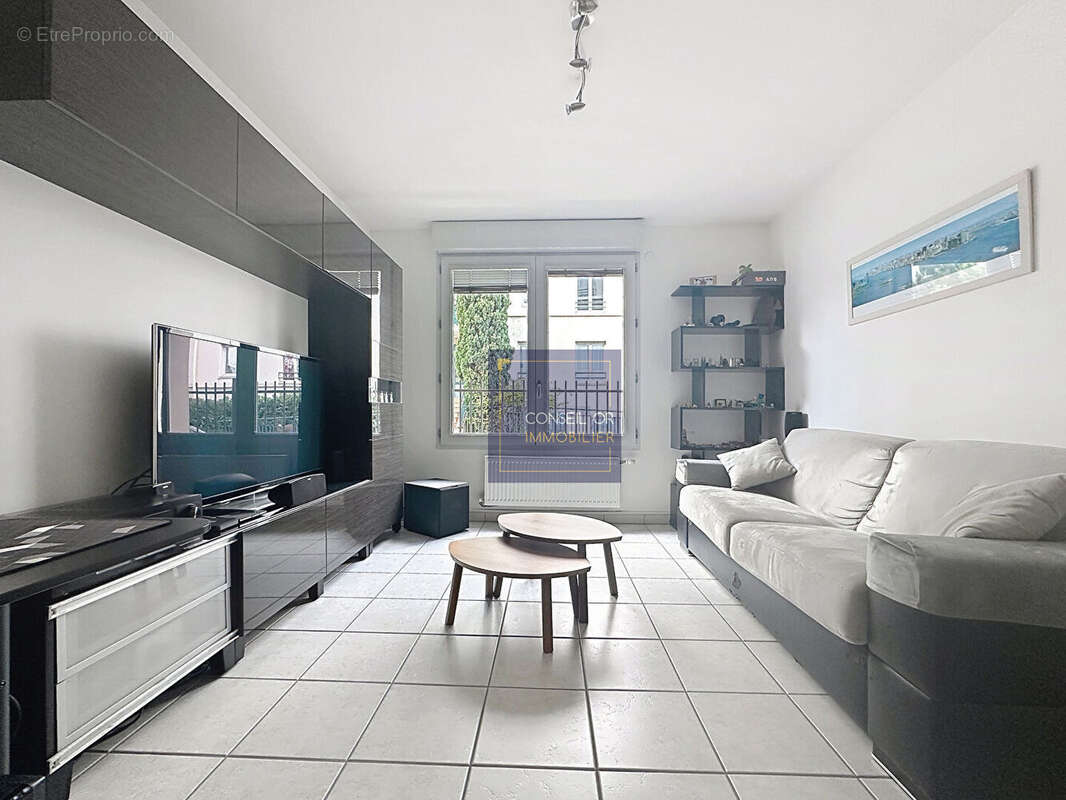 Appartement à OULLINS