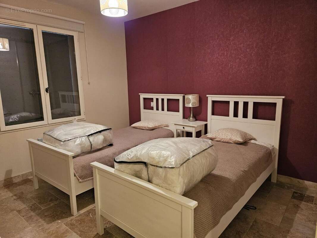 Maison à LEZIGNAN-LA-CEBE