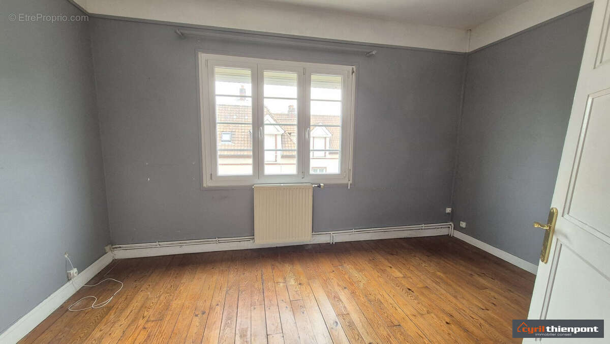 Maison 90 m² à Longpre-Les-Corps-Saints  - photo 7