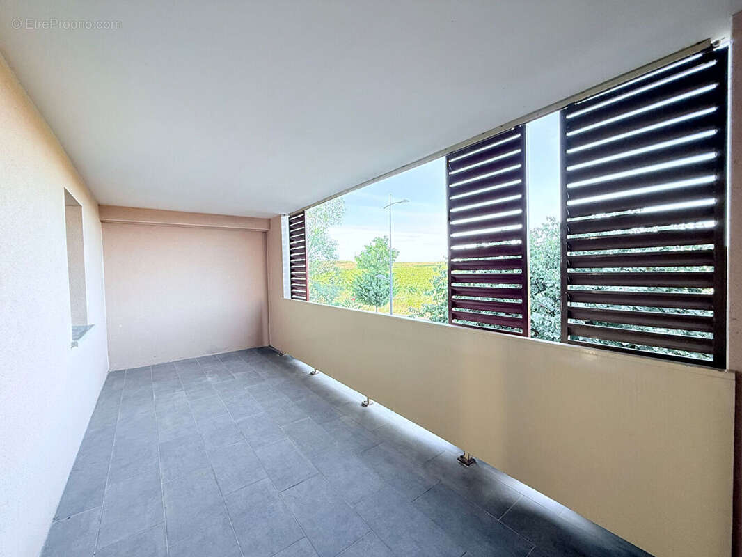 Appartement à SAUVIAN