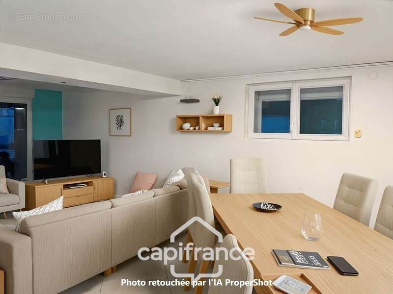 Maison à FONTCOUVERTE