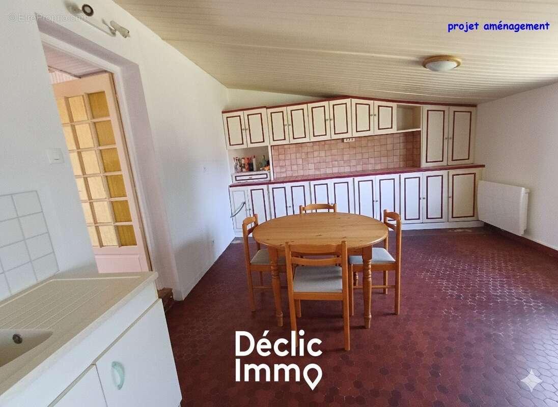 Ensemble maison de 124m² + grange de 230m² +  nombreuses dépendances - plages a 30mns - photo 13