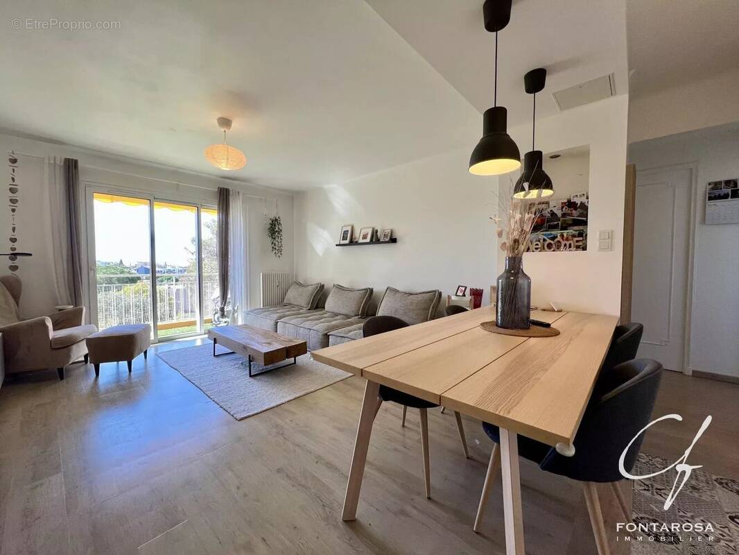 Appartement à SAINT-RAPHAEL