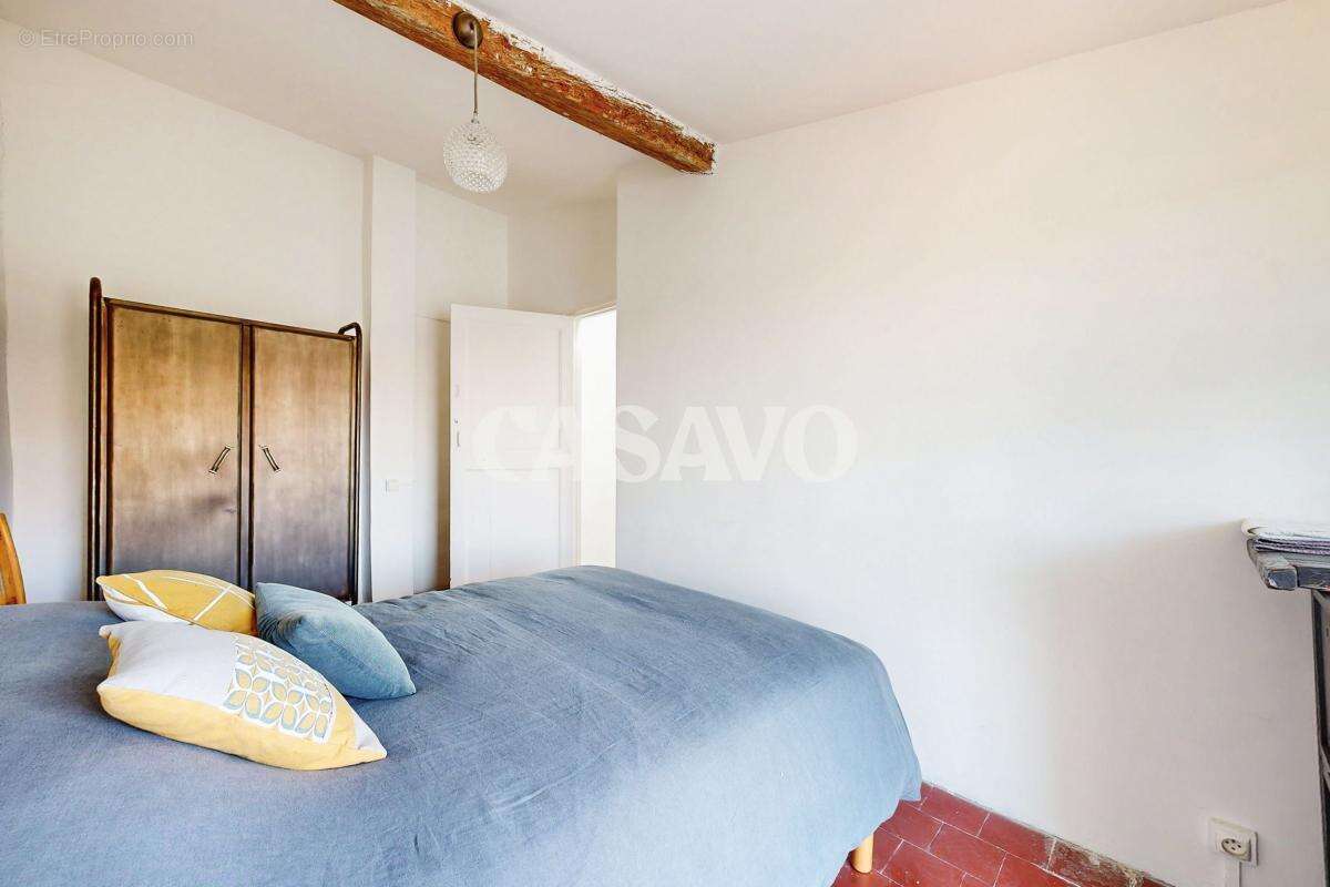 Maison à L'ISLE-SUR-LA-SORGUE