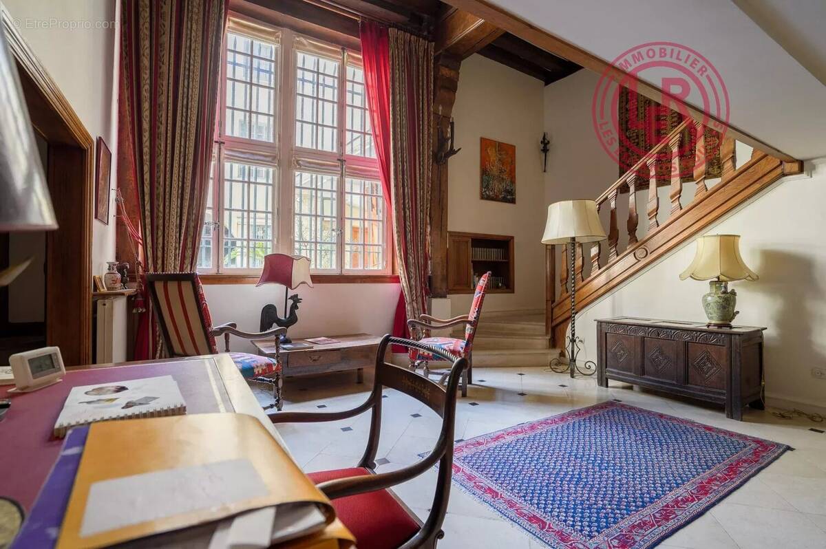Appartement à PARIS-4E